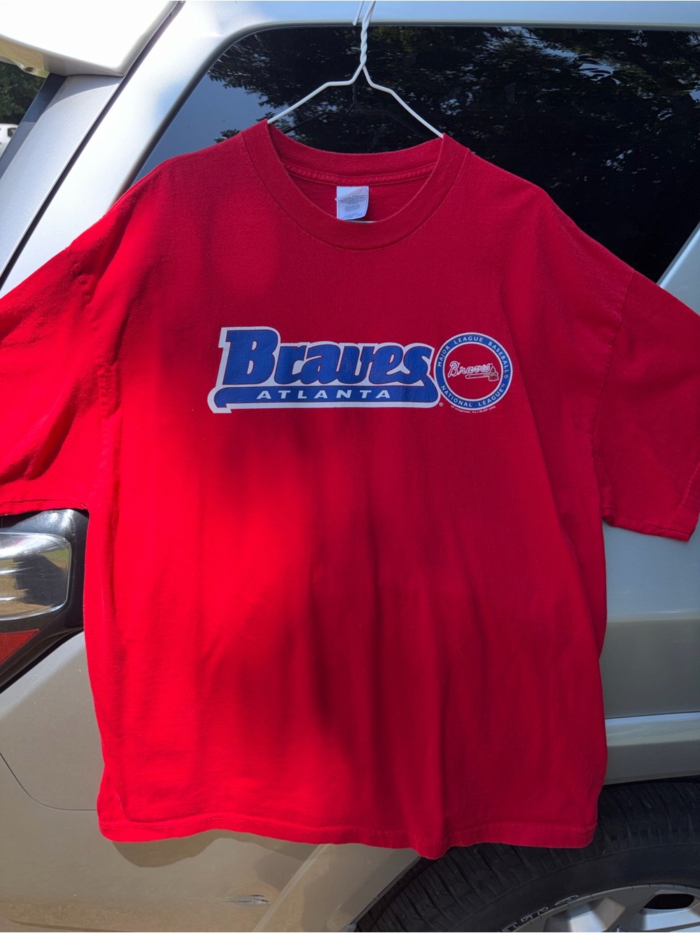 Vintage Braves Atlanta shirt dated 2006